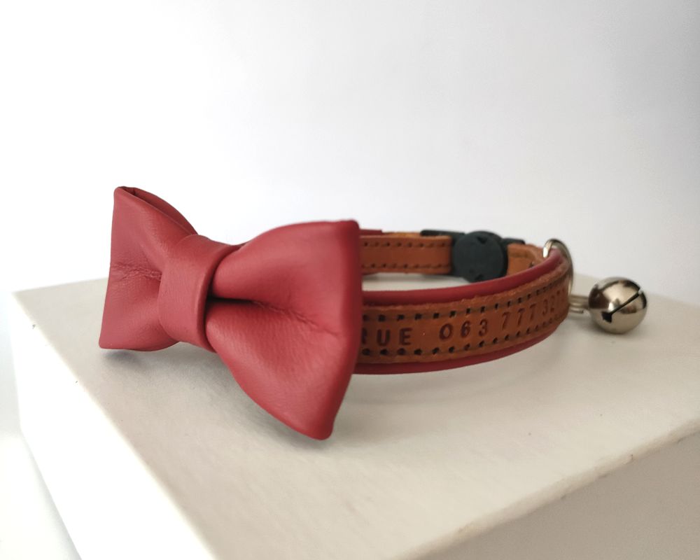 Leather cat collar with red lining and matching bowtie