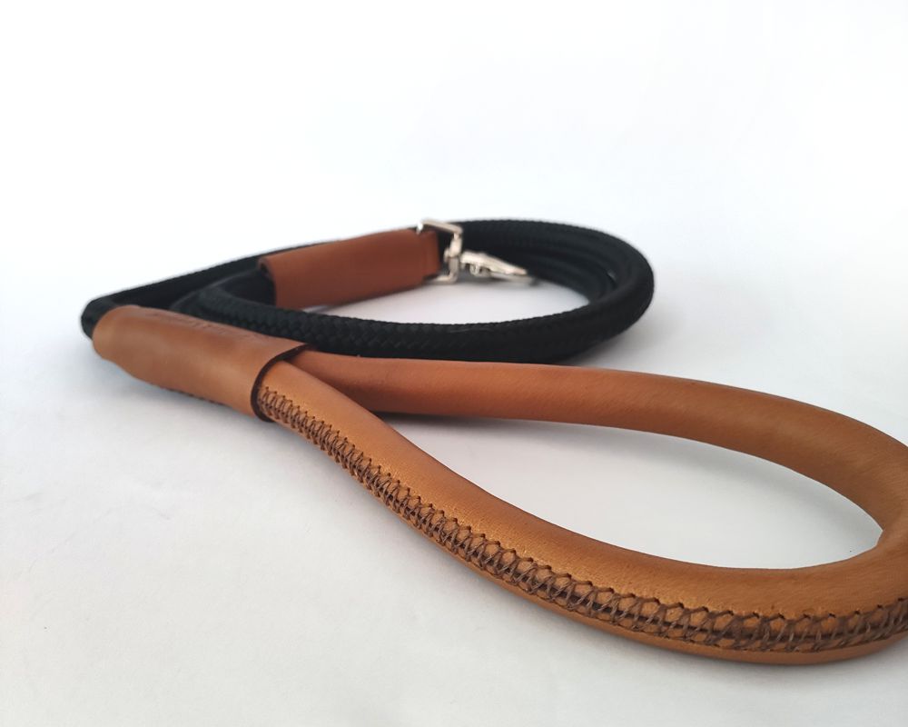 Leather rope leash