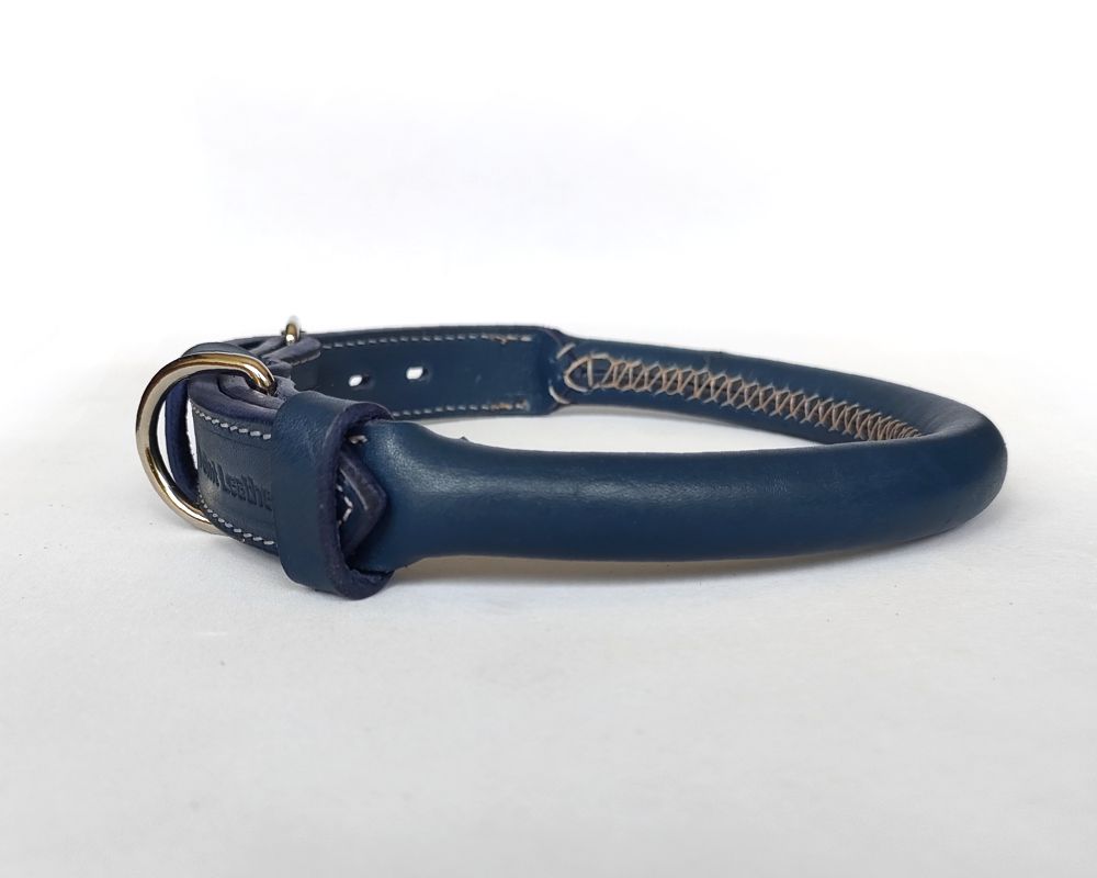 Rolled leather collar